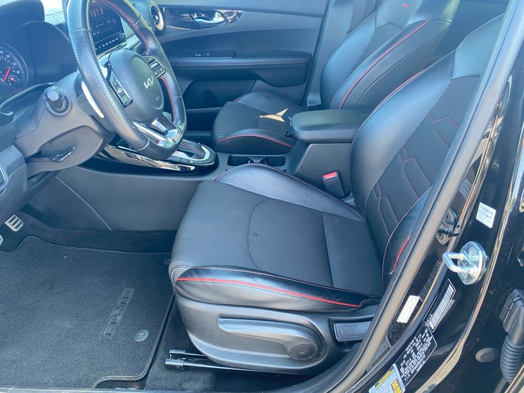 2022 Kia Forte GT photo 9
