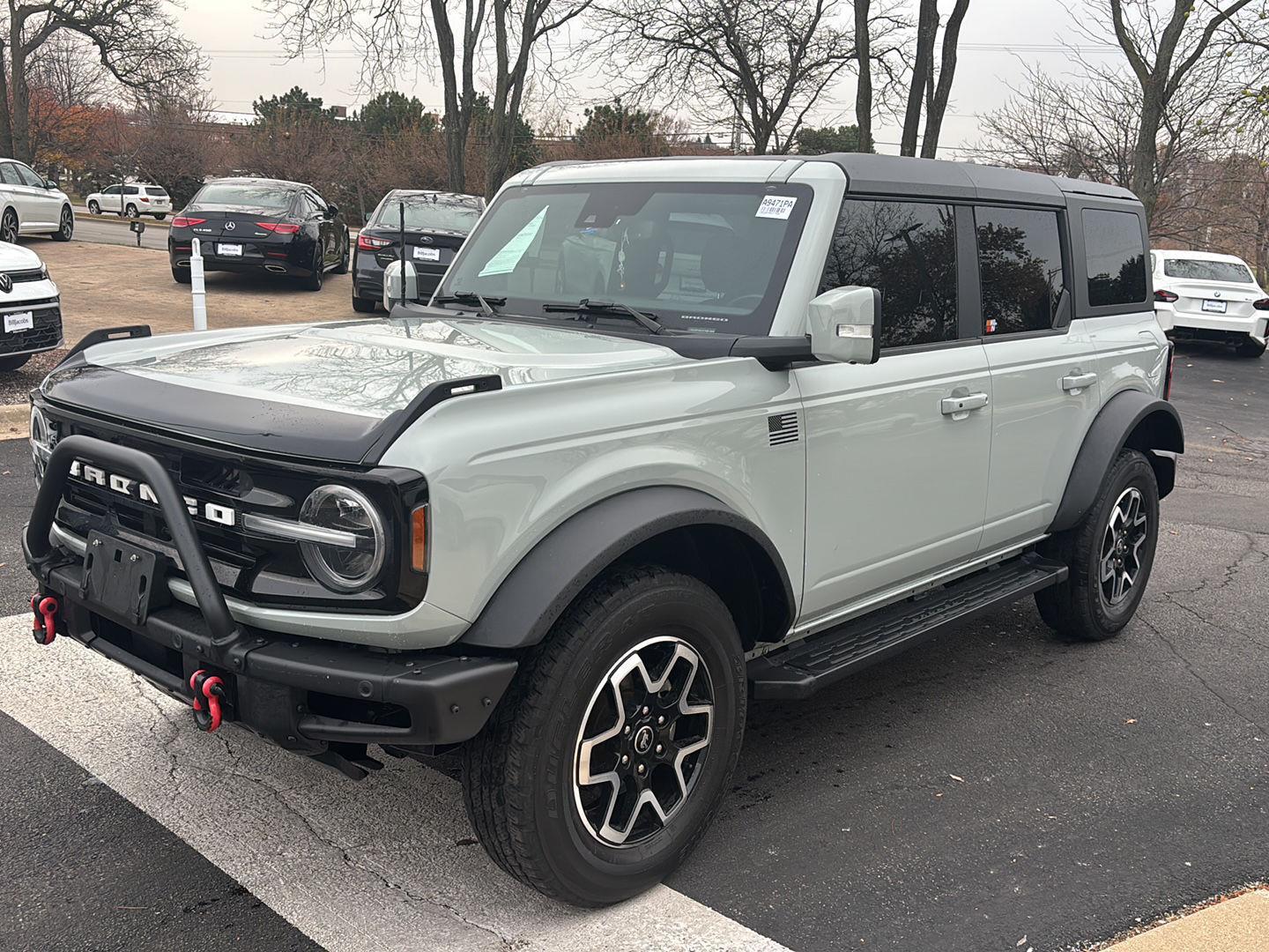 2021 Ford Bronco 4-Door Outer Banks's photo