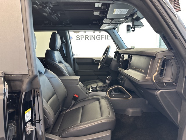 2025 Ford Bronco Badlands photo 29
