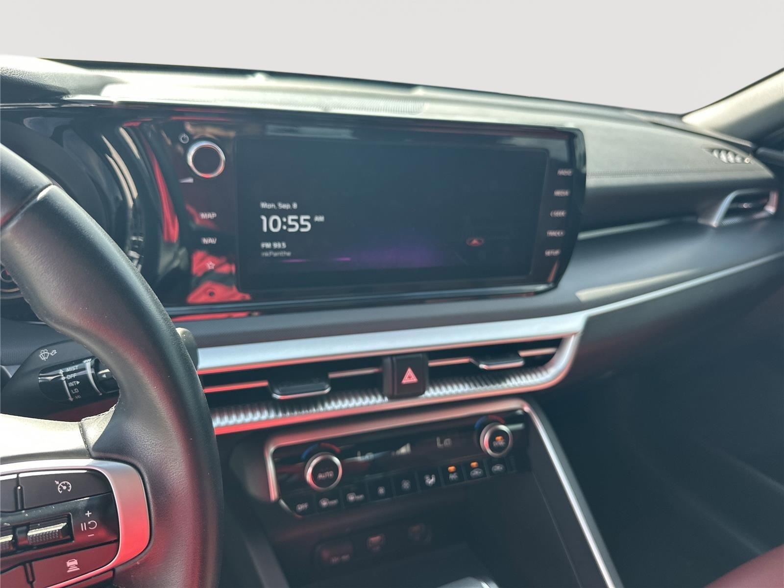 2023 Kia K5 GT-Line photo 13