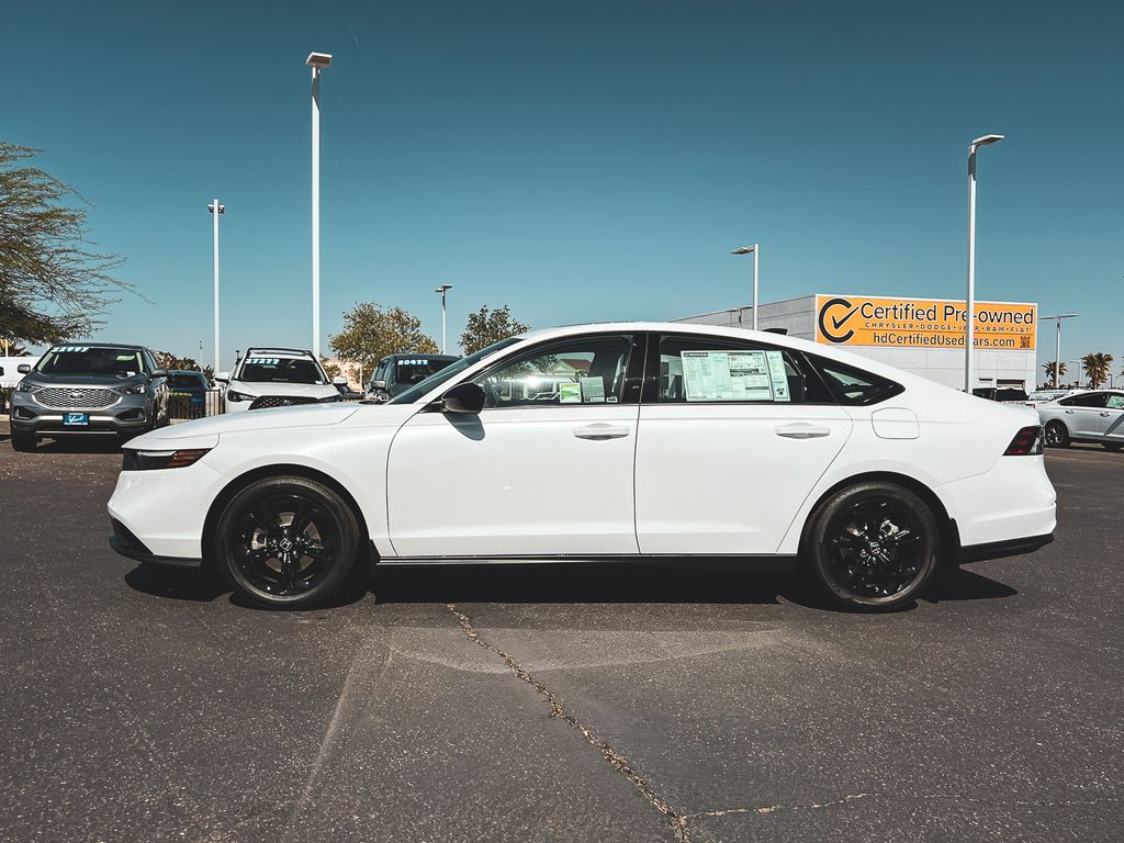 2025 Honda Accord SE photo 2