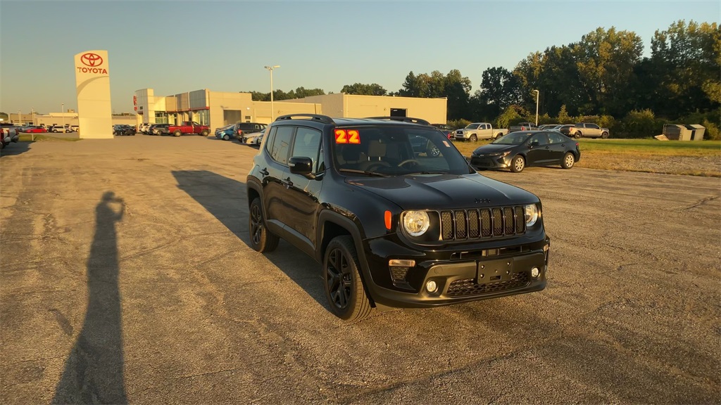 2022 Jeep Renegade Altitude photo 2