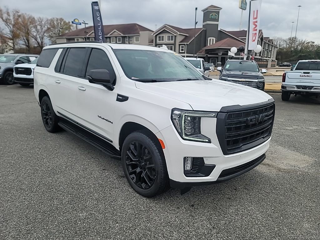 2021 GMC Yukon XL SLT's photo
