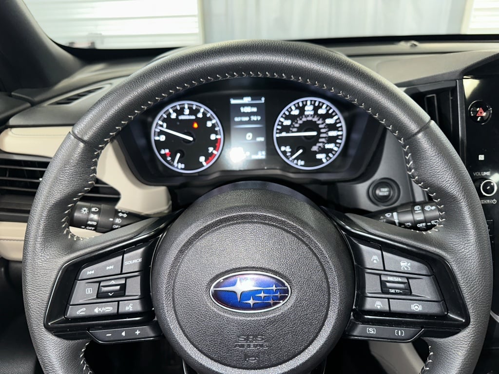 2025 Subaru Forester Premium photo 6