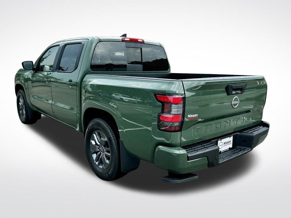 2025 Nissan Frontier Crew Cab SV photo 4