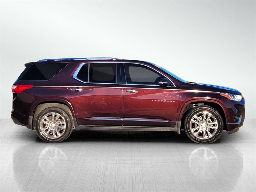 2020 Chevrolet Traverse High Country photo 2