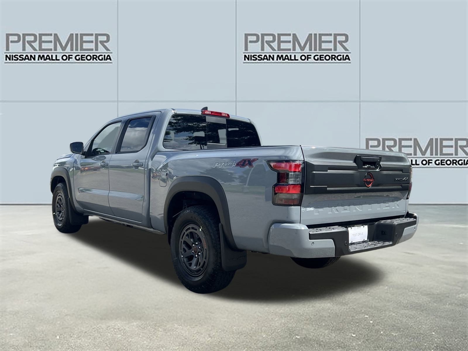 2025 Nissan Frontier PRO-4X photo 21