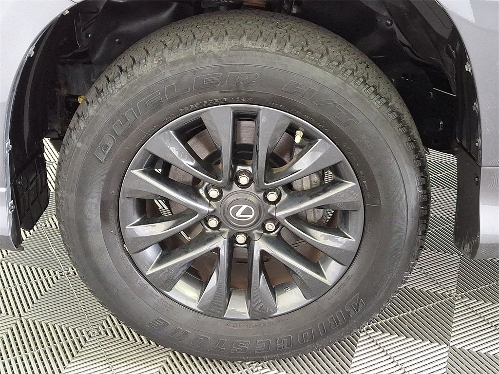 2023 Lexus GX 460 photo 8