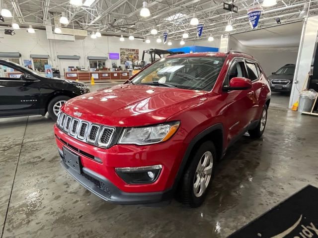 Used 2018 Jeep Compass Latitude with VIN 3C4NJDBB7JT418701 for sale in Westlake, OH