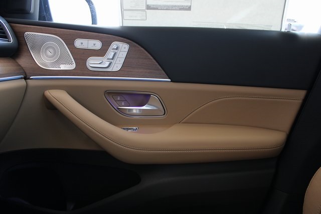 2026 Mercedes Benz GLS 450 4MATIC photo 30