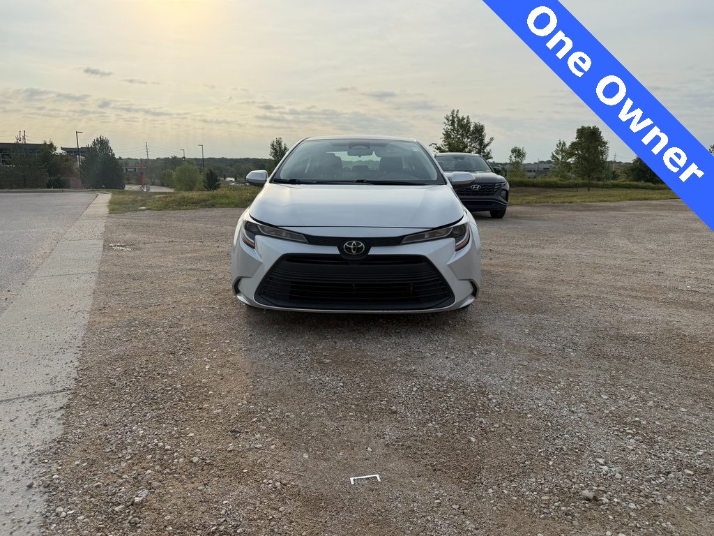 Used 2023 Toyota Corolla LE with VIN 5YFB4MDE6PP062271 for sale in Kansas City