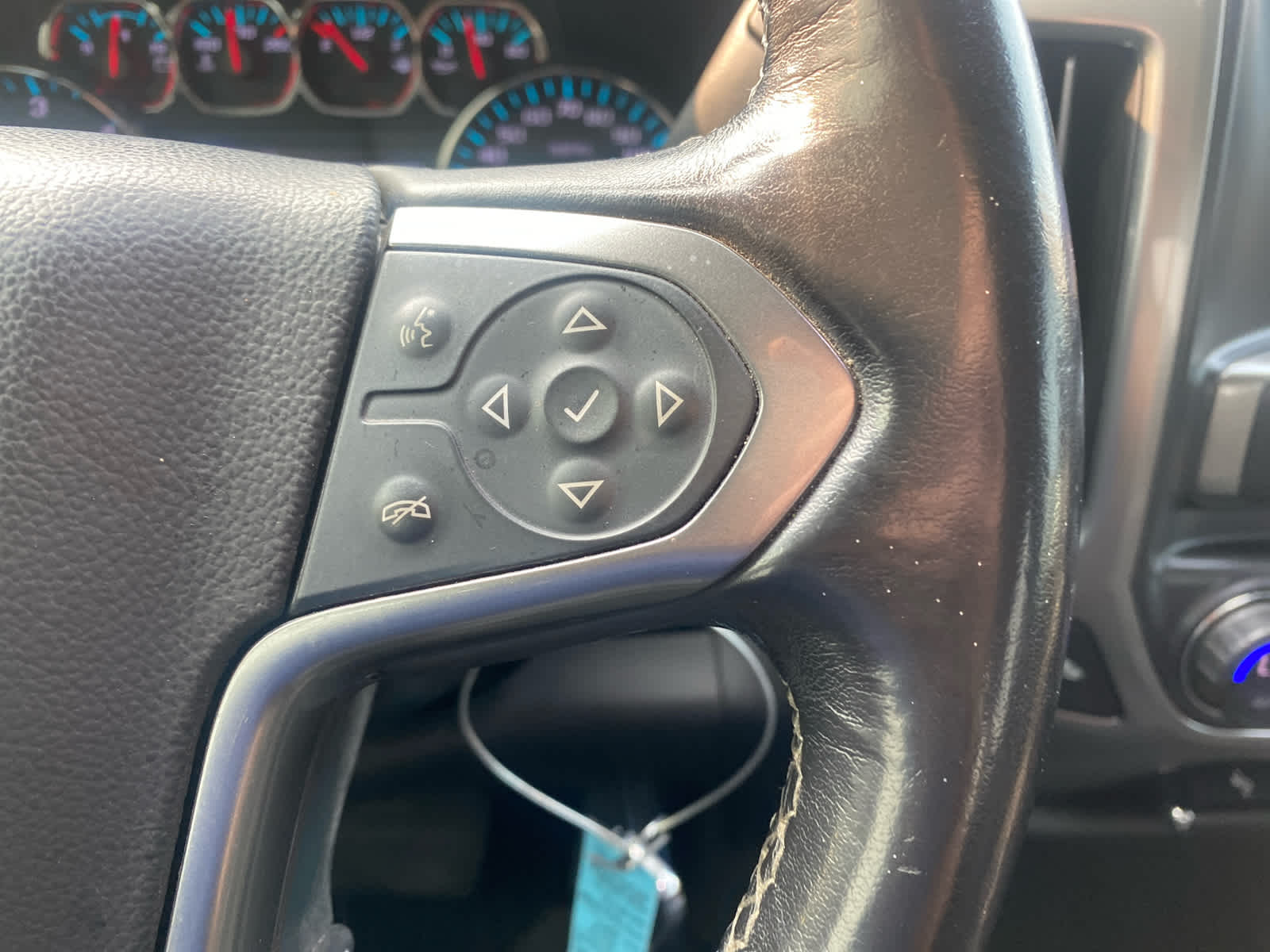 2018 Chevrolet Silverado 1500 LT photo 17