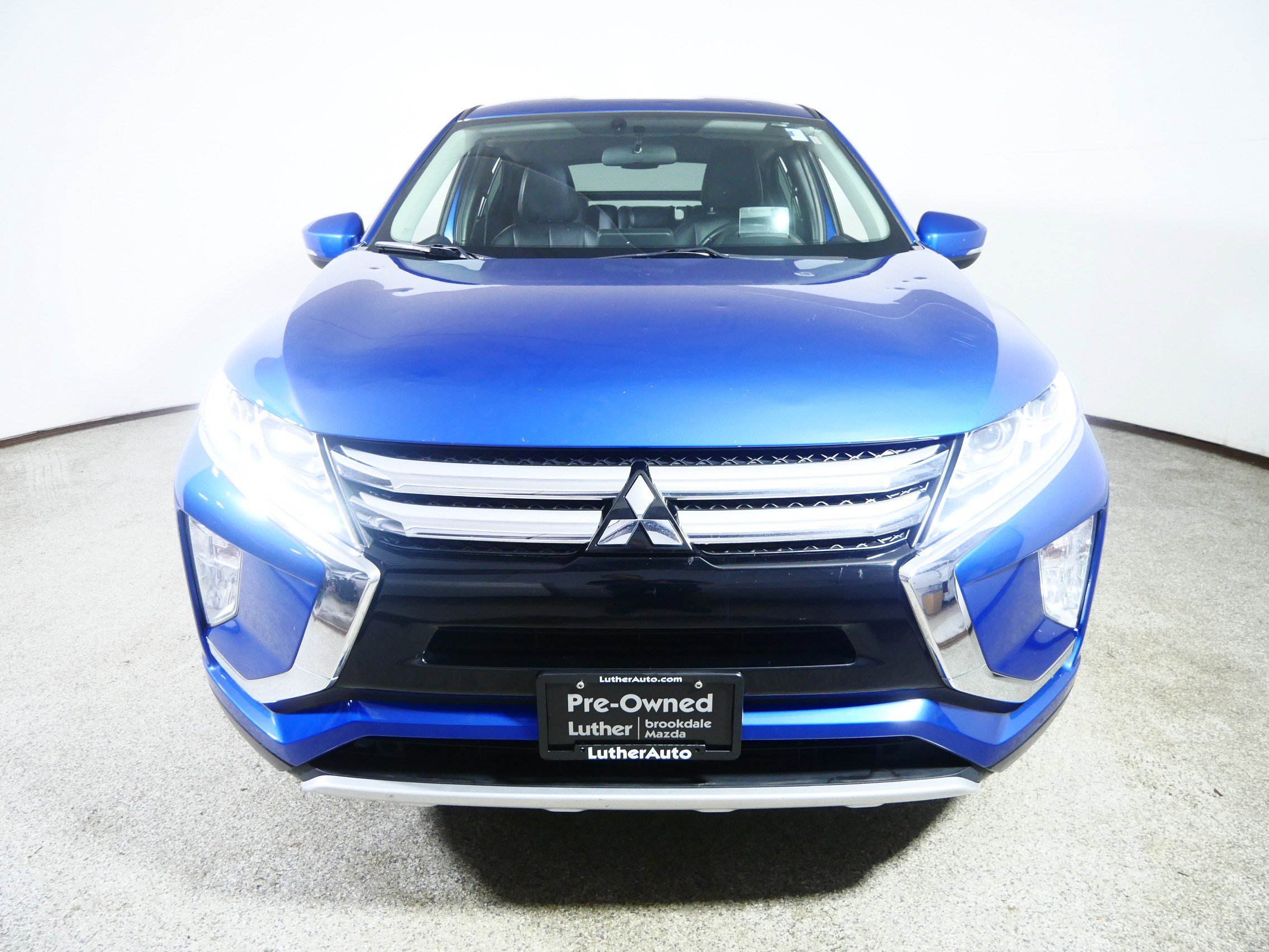 Used 2019 Mitsubishi Eclipse Cross SEL with VIN JA4AT5AA3KZ000826 for sale in Brooklyn Center, Minnesota