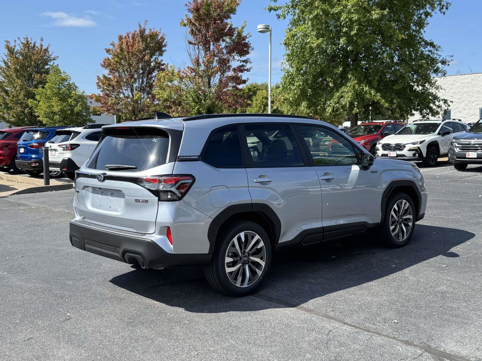 2025 Subaru Forester Touring photo 2
