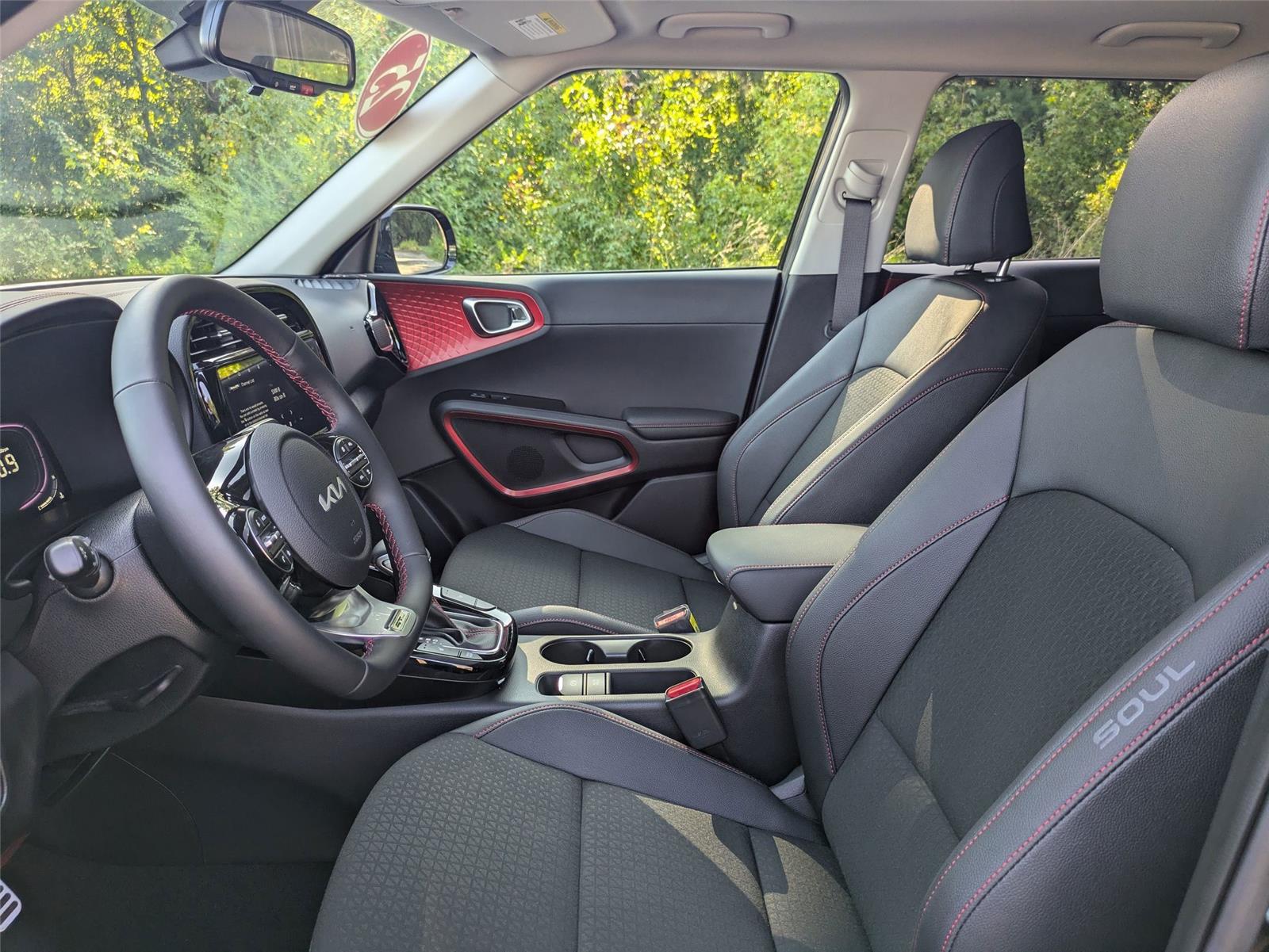 2025 Kia Soul GT-Line photo 15