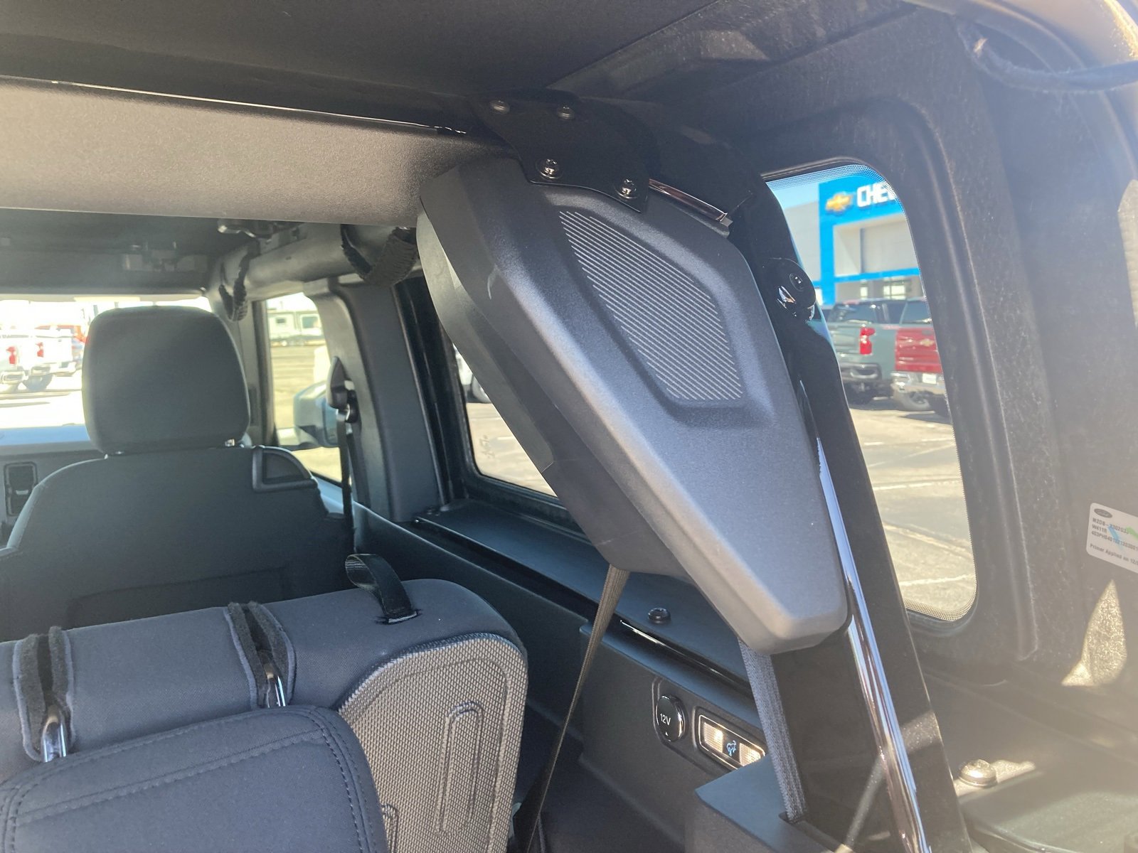 2023 Ford Bronco Base photo 34