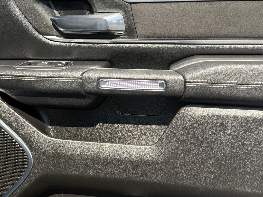 2024 Ram 1500 Laramie photo 27
