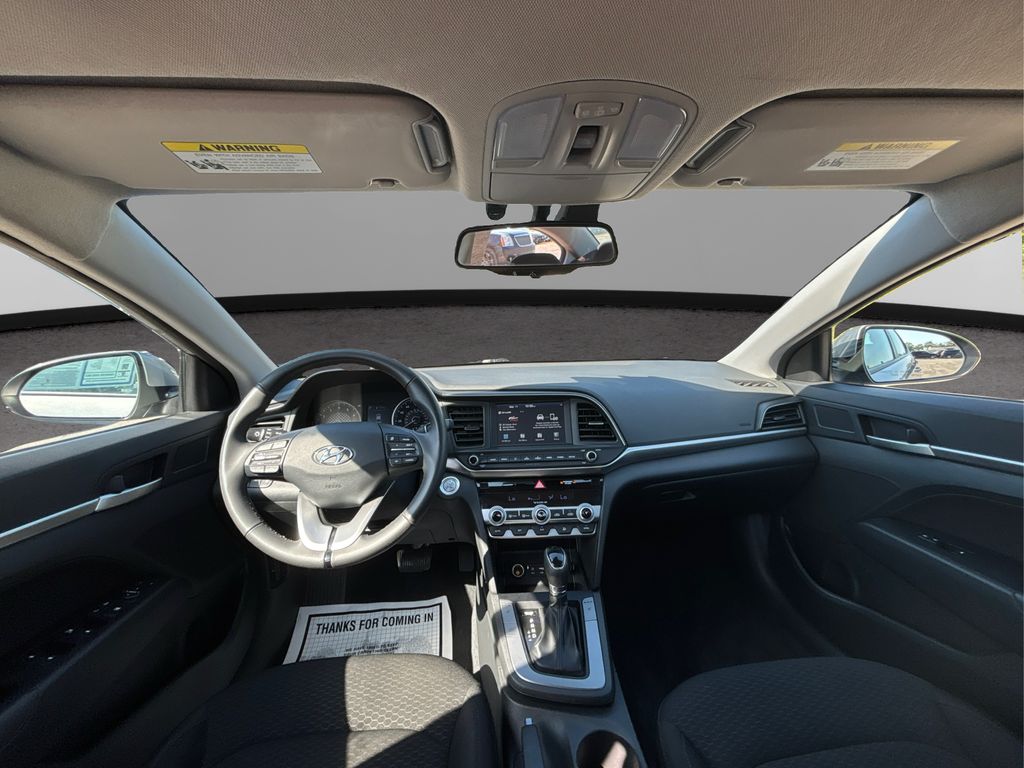 2020 Hyundai Elantra Value Edition photo 20
