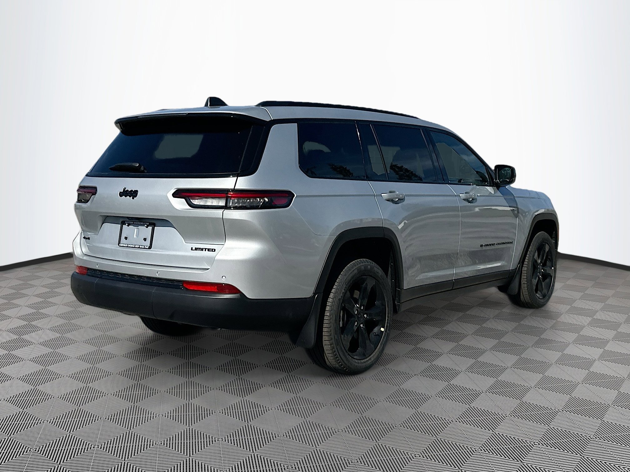 2025 Jeep Grand Cherokee Limited photo 4