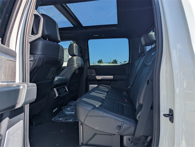2025 Ford F-250 Platinum photo 7