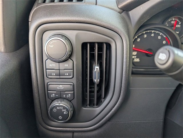 2025 Chevrolet Silverado 1500 photo 8