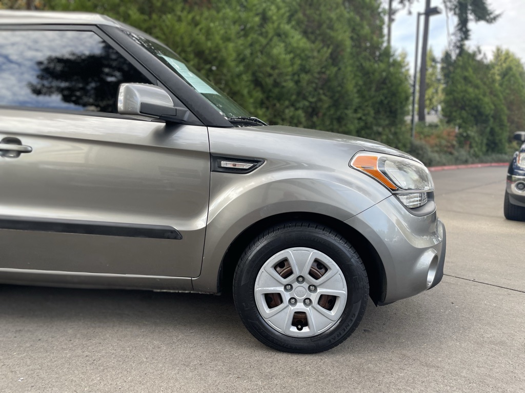Used 2013 Kia Soul Base with VIN KNDJT2A5XD7616464 for sale in Gladstone, OR