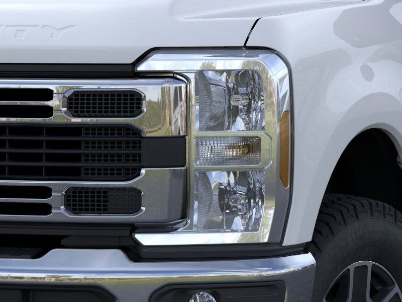 2025 Ford F-250 photo 17