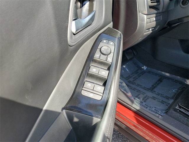 2026 Nissan Rogue SV photo 4