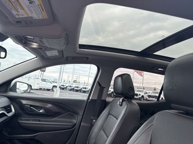 2022 Gmc Terrain SLT photo 29