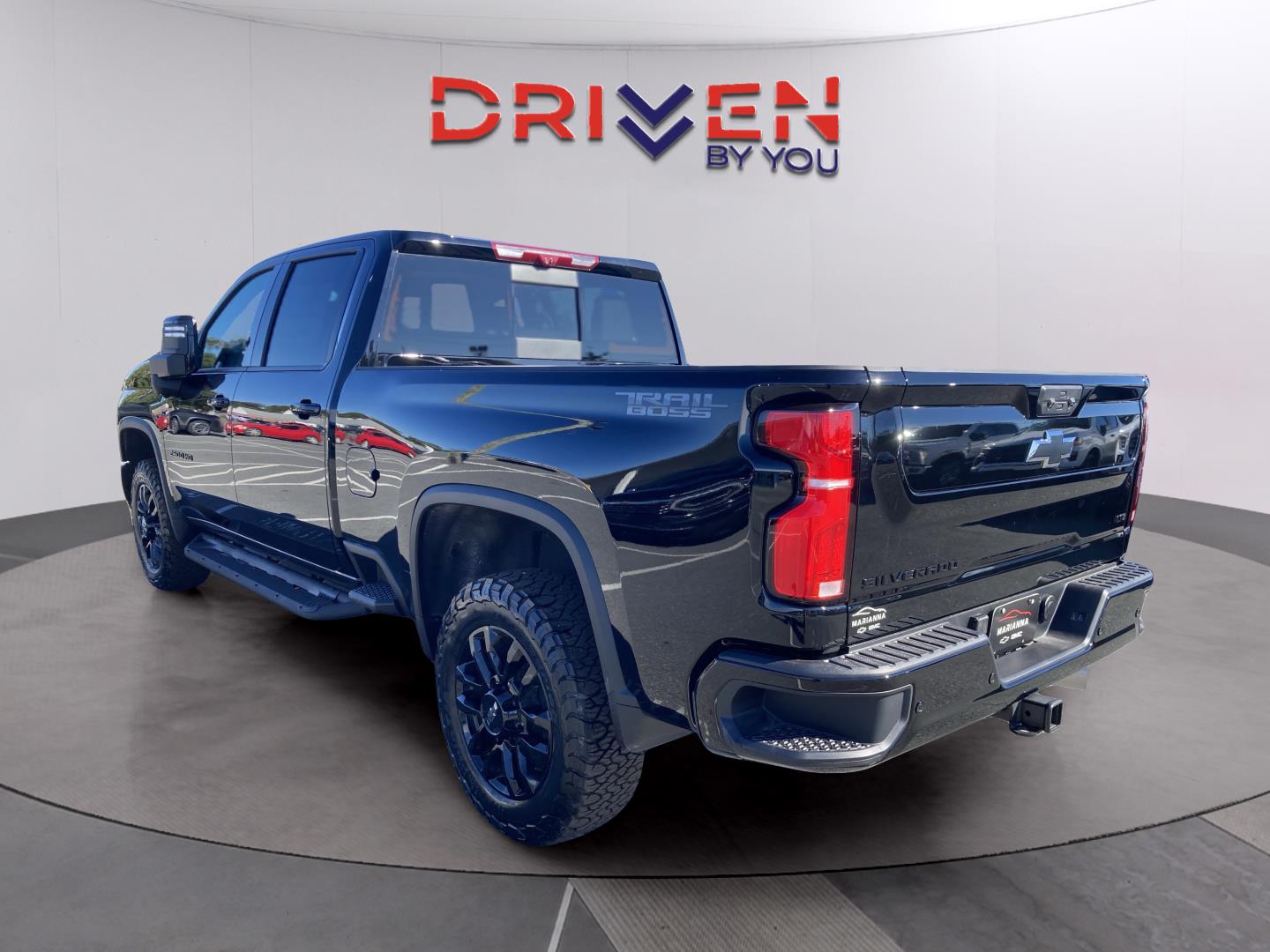 2025 Chevrolet Silverado 2500HD LTZ photo 4