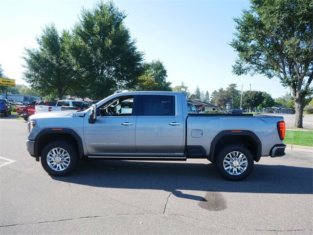 2024 Gmc Sierra 3500 HD Denali photo 4