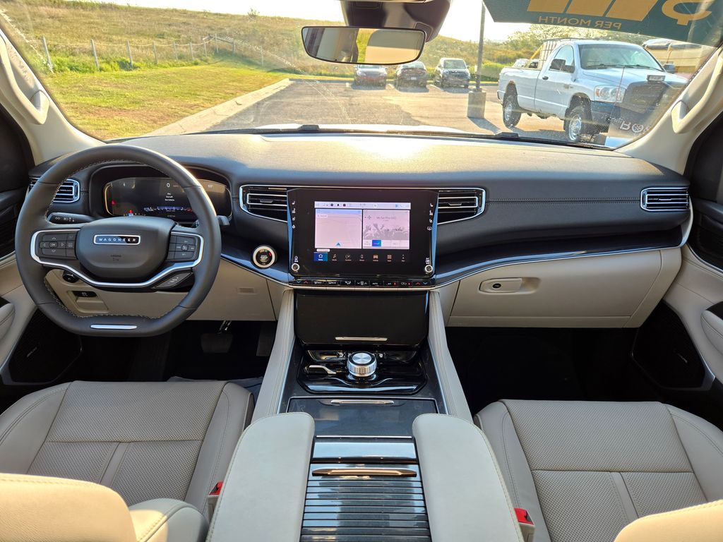 2024 Jeep Wagoneer Base photo 15