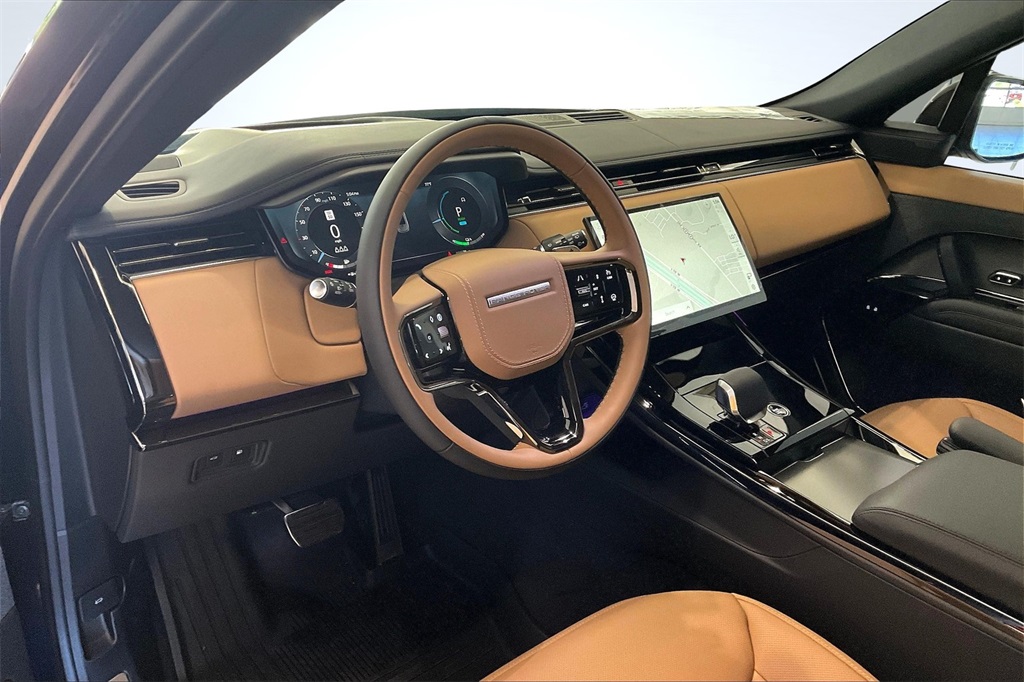 2025 Land Rover Range Rover Sport Autobiography PHEV photo 5