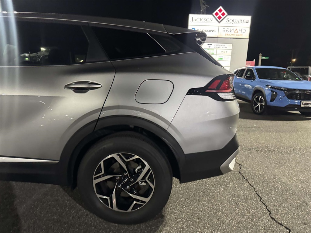 2025 Kia Sportage LX photo 10