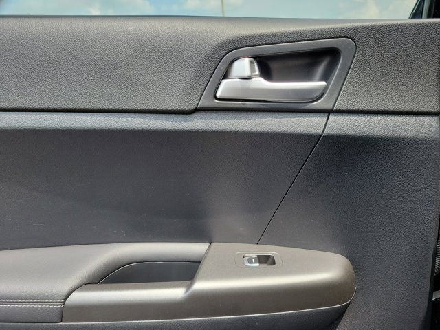 2020 Kia Sportage LX photo 11
