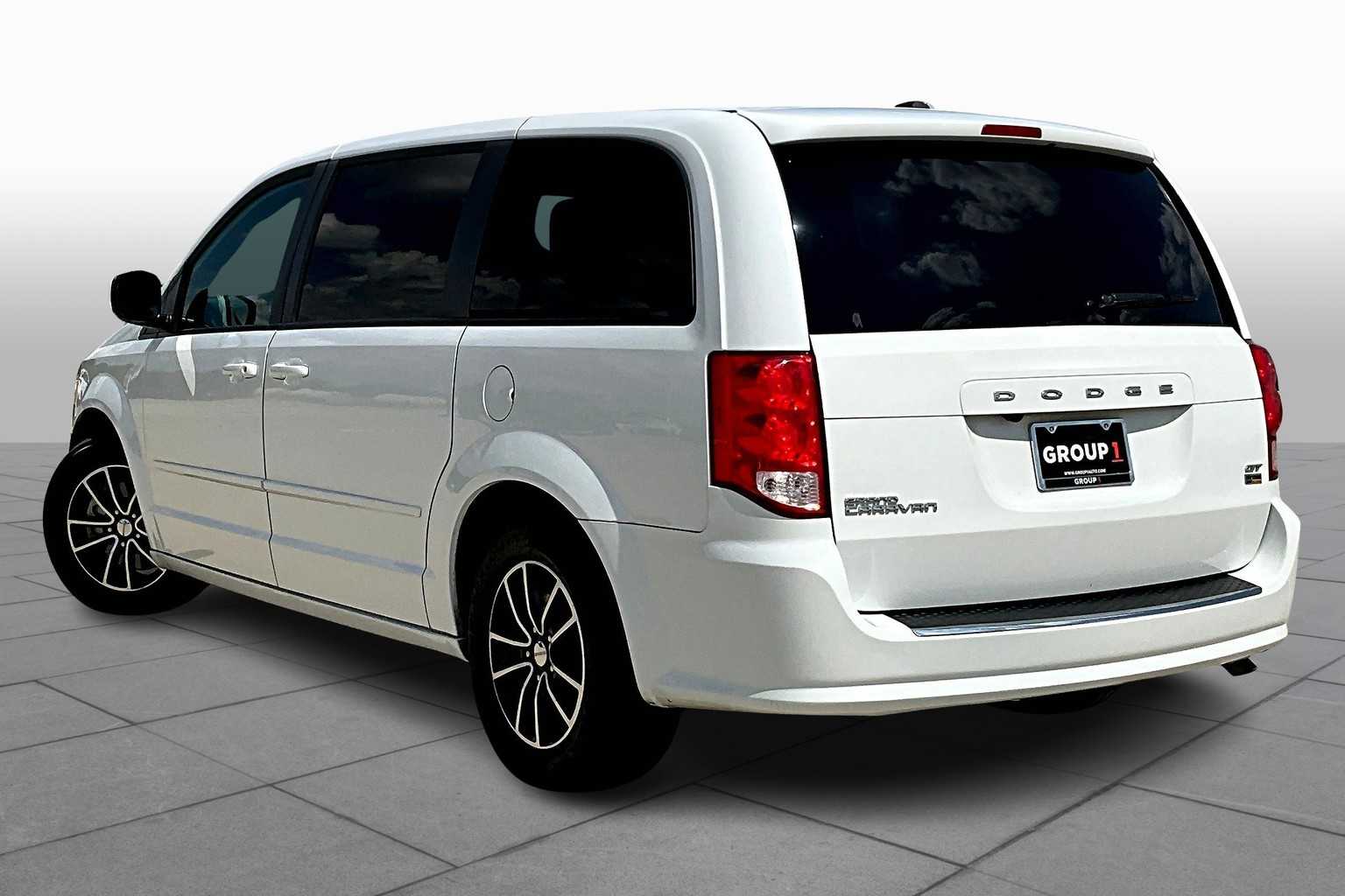 2017 Dodge Grand Caravan GT photo 10