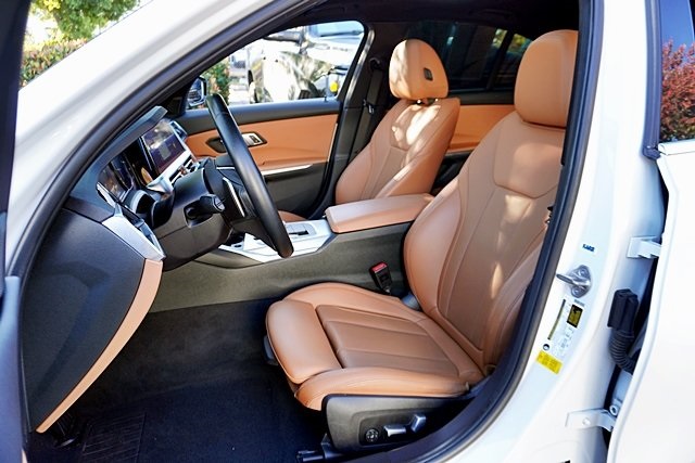 Used 2022 White BMW 330i image 14