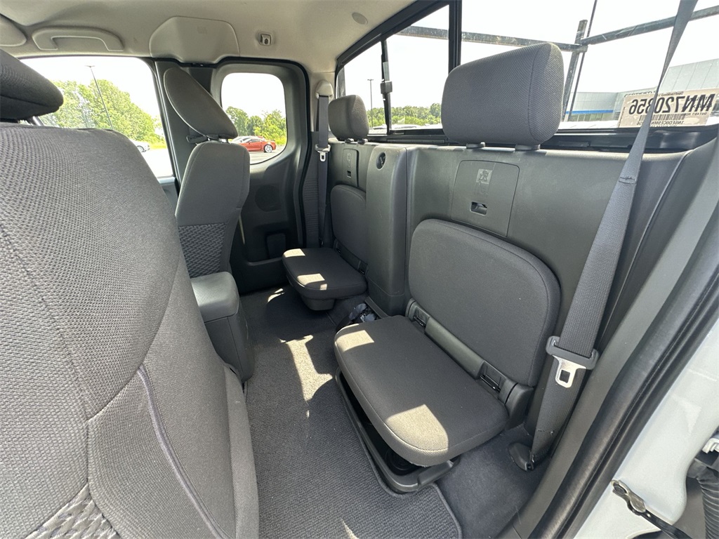 2021 Nissan Frontier SV photo 20