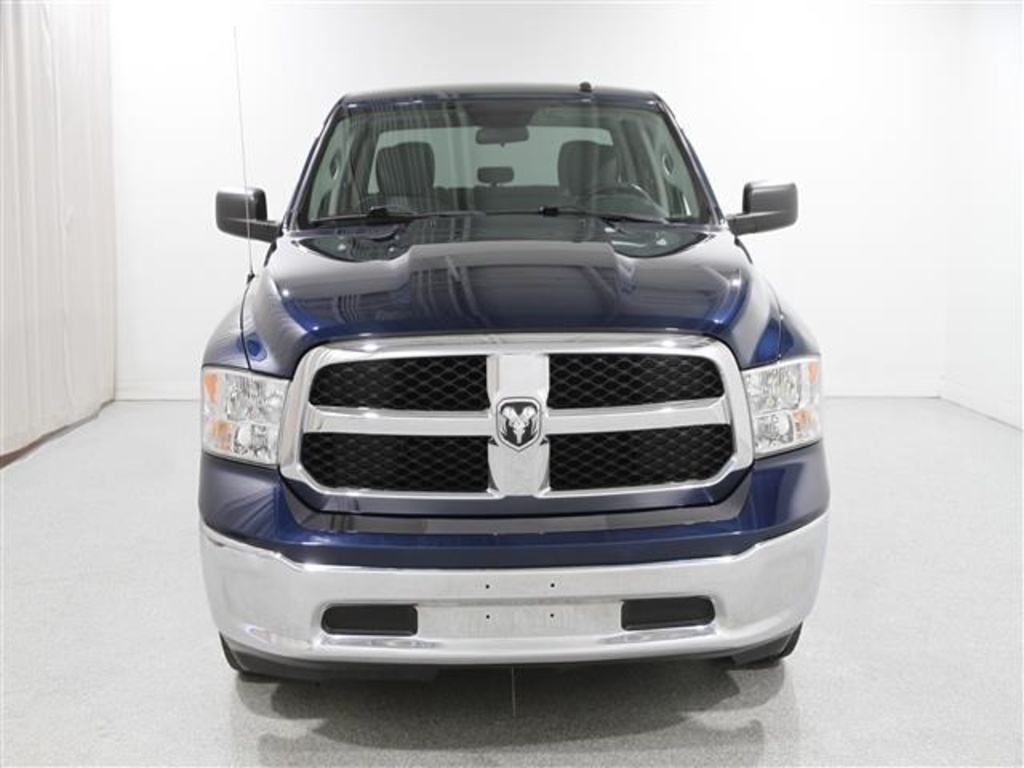 2021 Ram 1500 Classic SLT photo 2