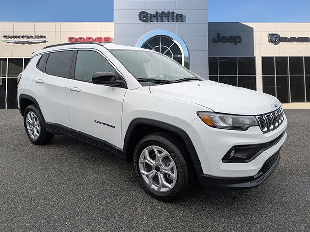 2025 Jeep Compass Latitude's photo