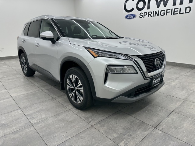2021 Nissan Rogue SV photo 3