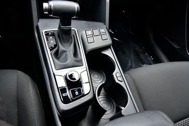 2025 Kia Sportage LX photo 21