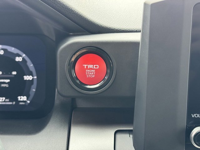 2025 Toyota Tacoma TRD 4x4 photo 26