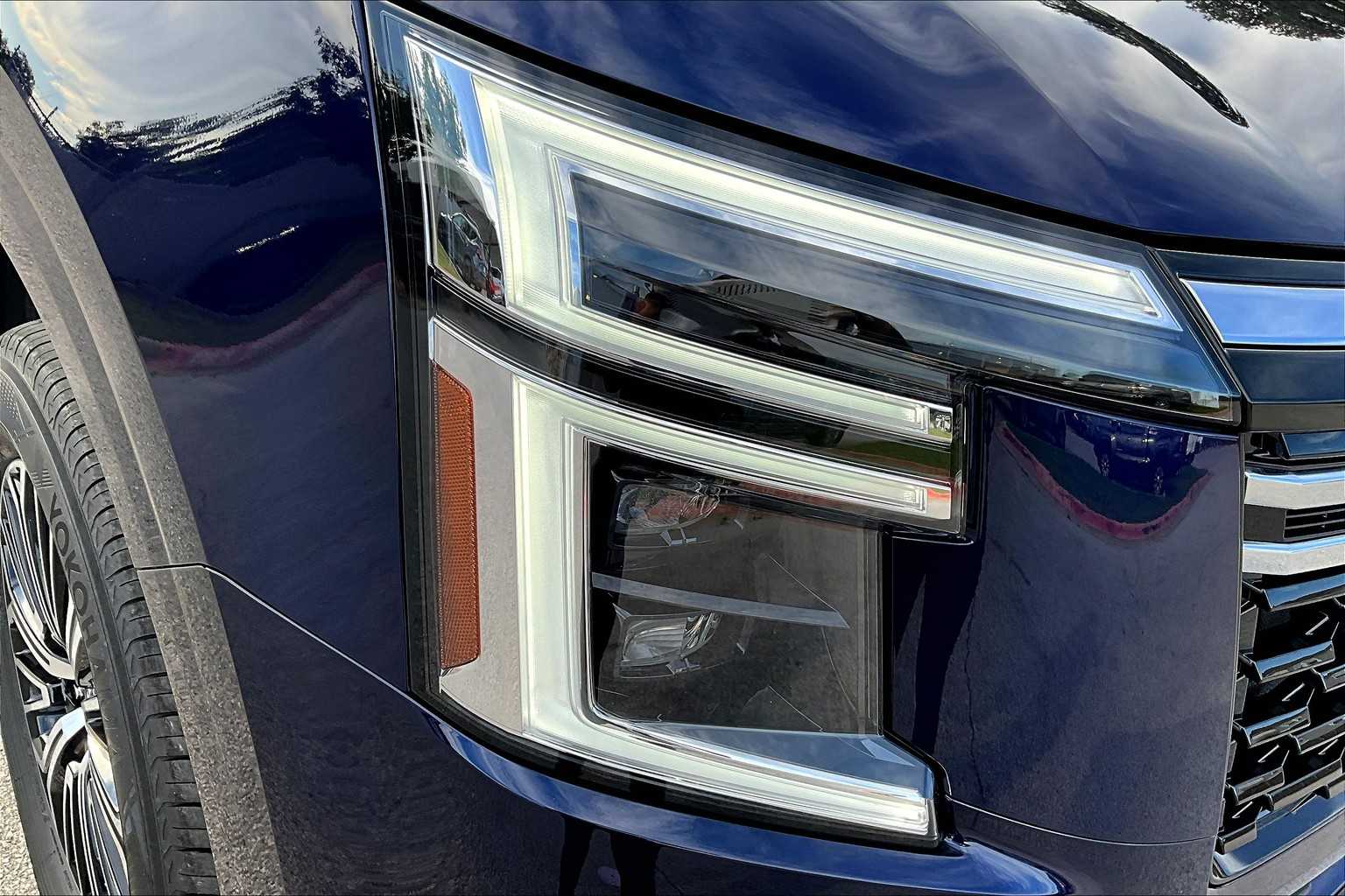 2025 Nissan Armada SL photo 16