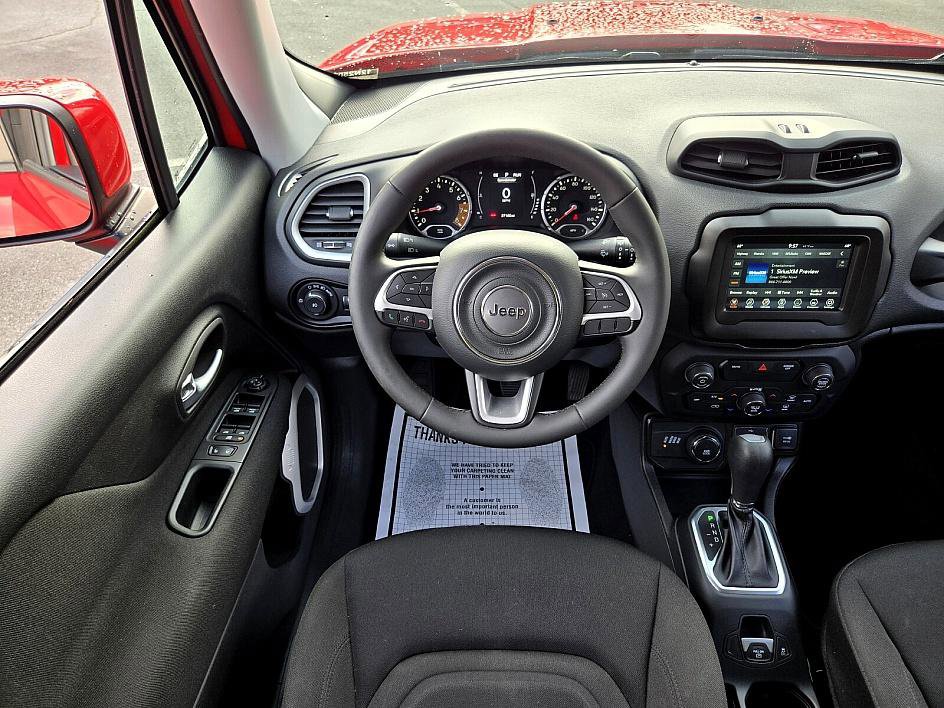 2020 Jeep Renegade Latitude photo 10