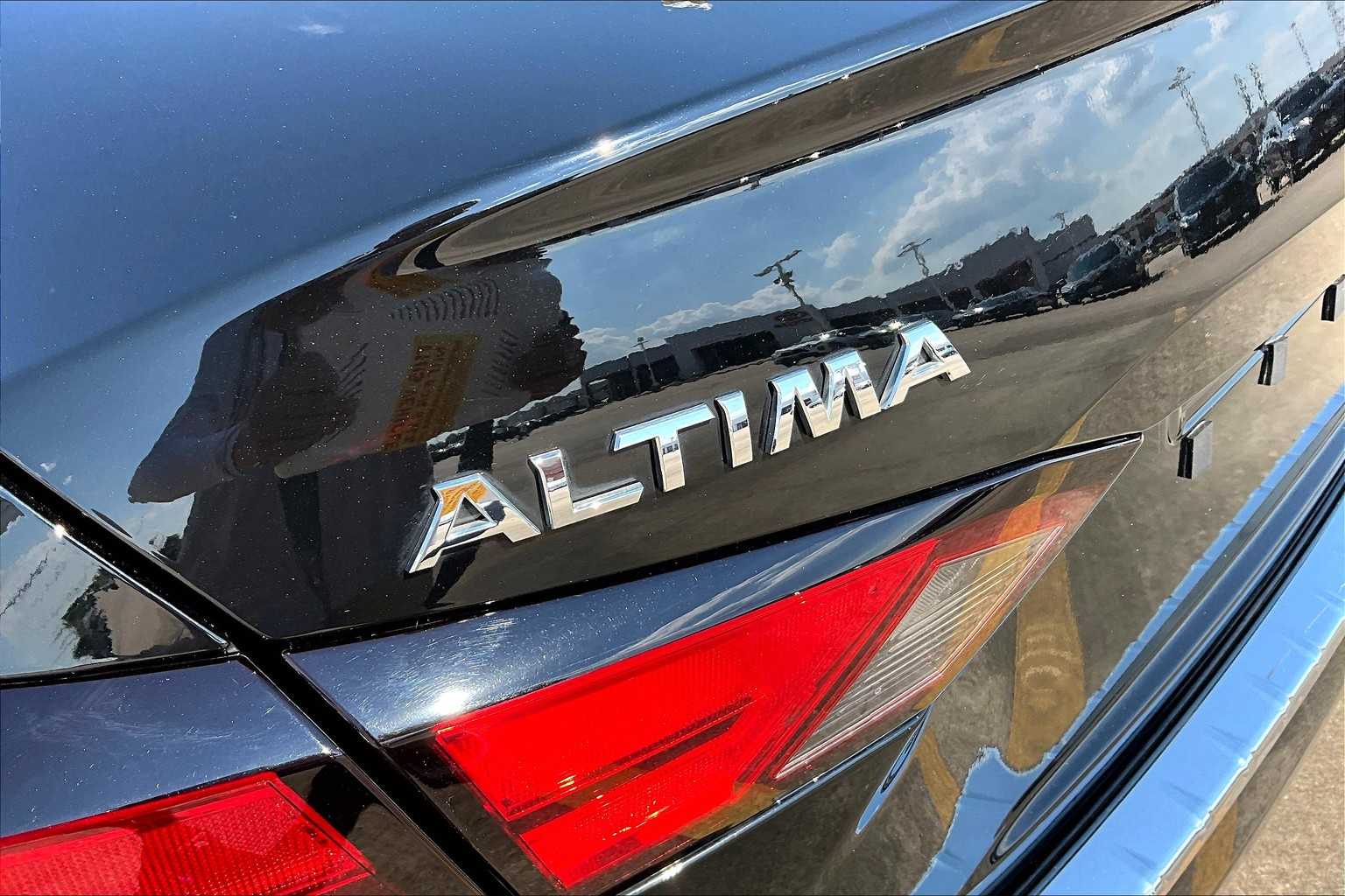 2022 Nissan Altima 2.5 SV photo 30
