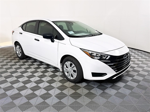 2025 Nissan Versa Sedan S's photo