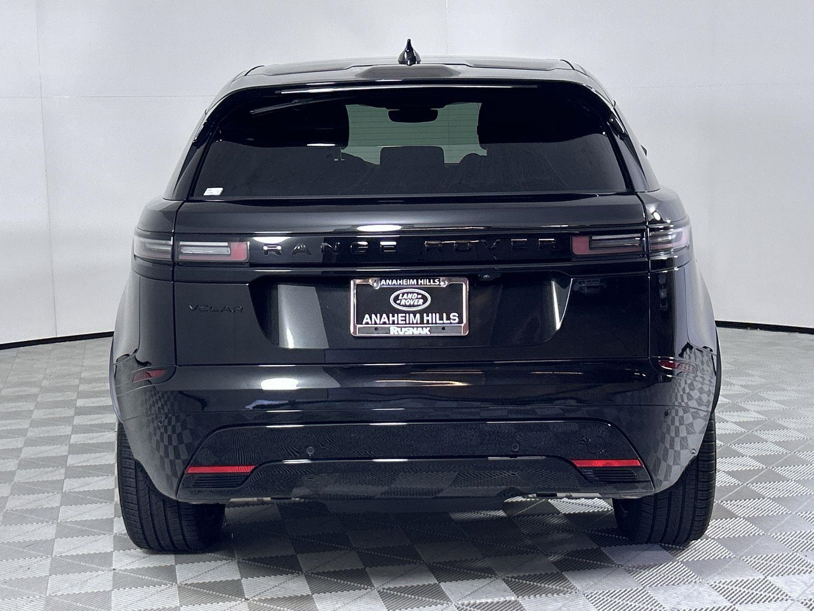 2025 Land Rover Range Rover Velar SE photo 4