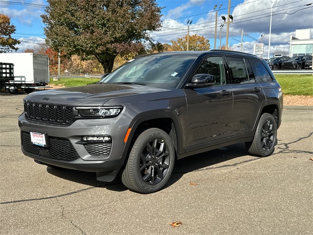 2025 Jeep Grand Cherokee Limited's photo