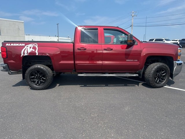 2017 Chevrolet Silverado 2500HD LT photo 8